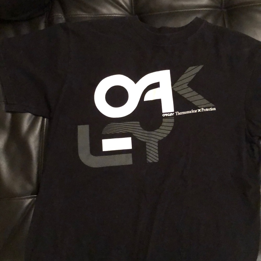 Oakley Thermonuclear Protection tee.